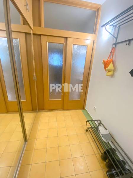 Krátkodobý prenájom – 2i byt, klíma, loggia, Zámocká ul., Staré Mesto